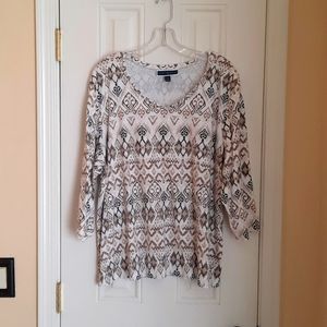 Karen Scott top with beige jaggard print.  Size 3X, 3/4 sleeves, scoop neck